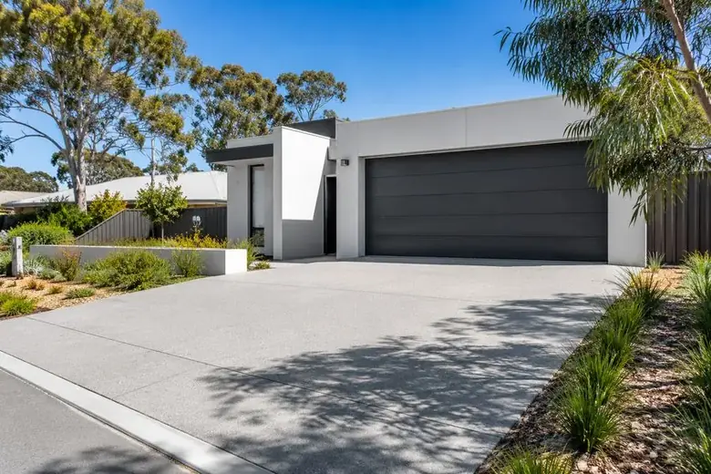 Concrete Driveway Cleaning Tips for Perth Homeowners